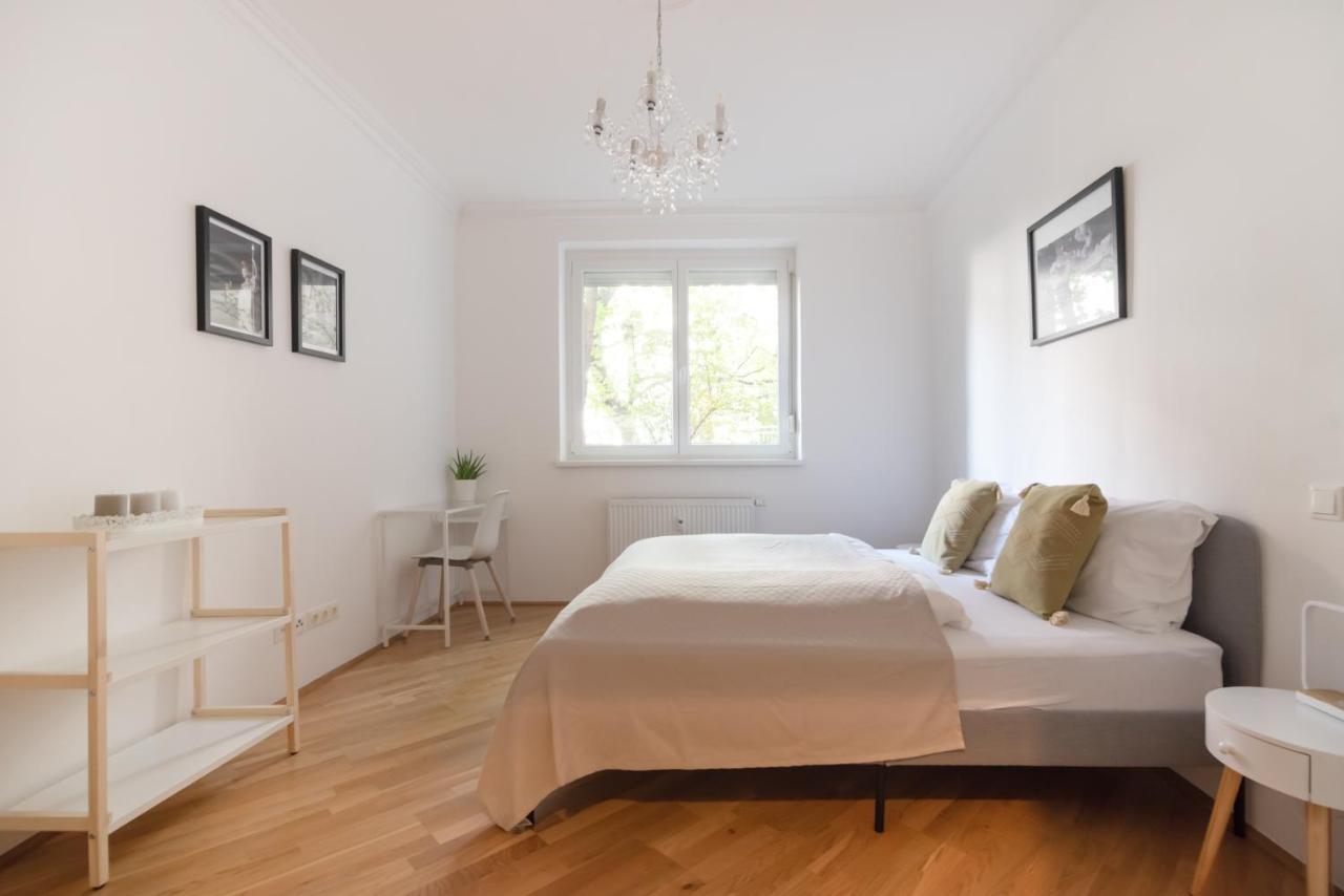 Apartamento Absolute Ruhelage Im Zentrum Mit Parkplatz Viena Exterior foto
