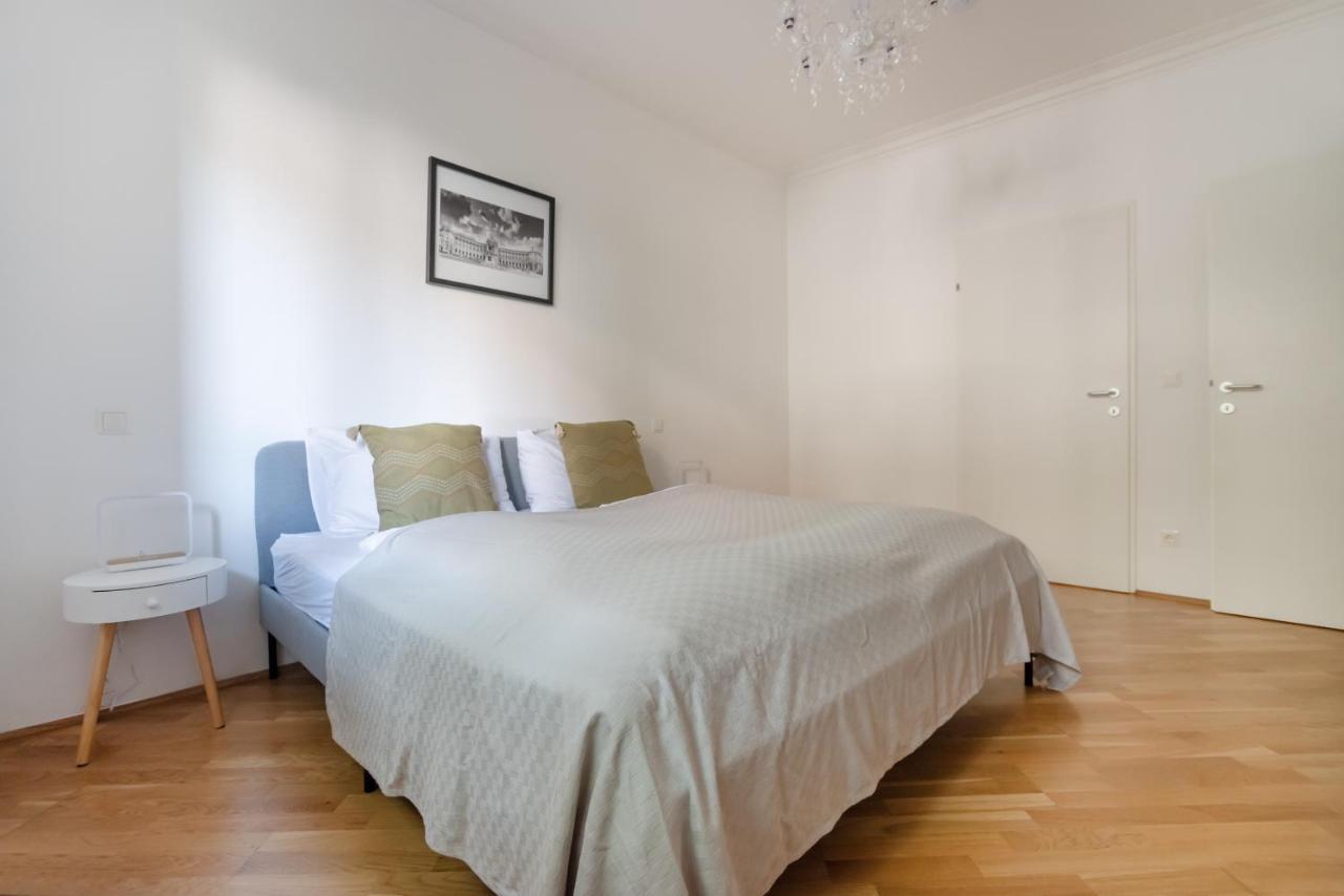 Apartamento Absolute Ruhelage Im Zentrum Mit Parkplatz Viena Exterior foto